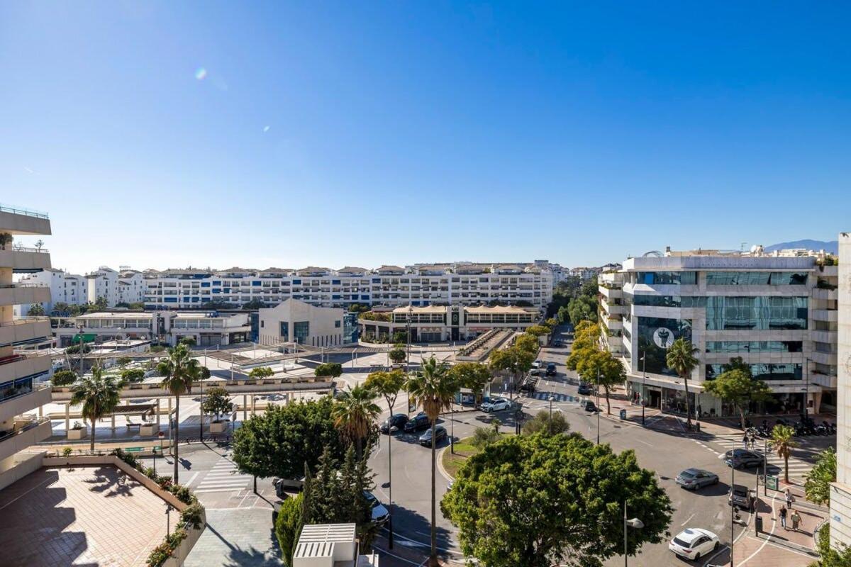 Apartment Apartamento Puerto Banús Con Parking & Piscina. Marbella